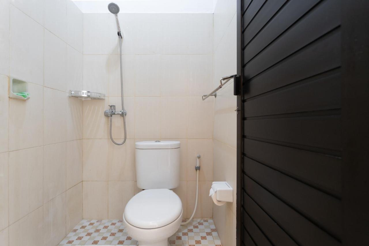 Cempaka Mas Guest House Canggu Экстерьер фото