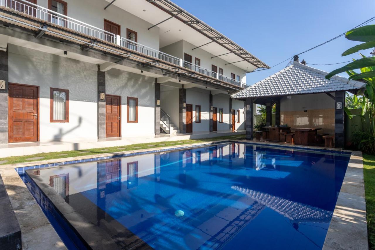 Cempaka Mas Guest House Canggu Экстерьер фото