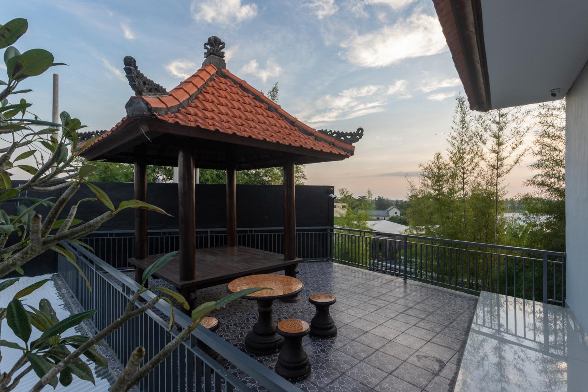 Cempaka Mas Guest House Canggu Экстерьер фото